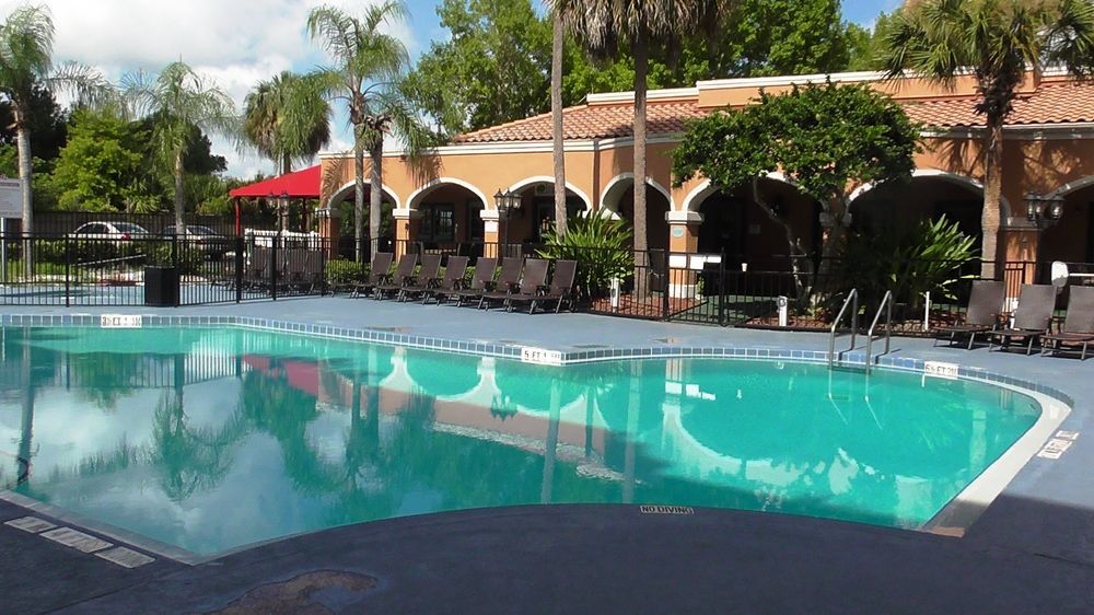 Ramada By Wyndham Kissimmee Downtown Hotel Exterior foto